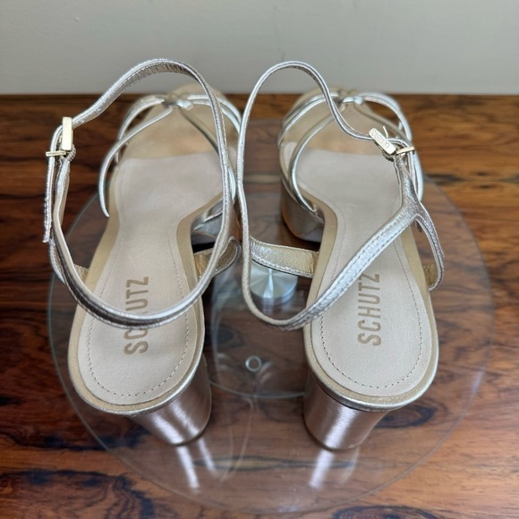 Schutz Kelsie Platform Sandal in Metallic Platina - Picture 9 of 16